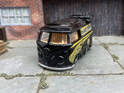 Loose Hot Wheels - VW Volkswagen Kool Kombi - Black and Yellow — view 3