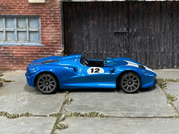 Loose Hot Wheels - McLaren Elva - Blue and White 12
