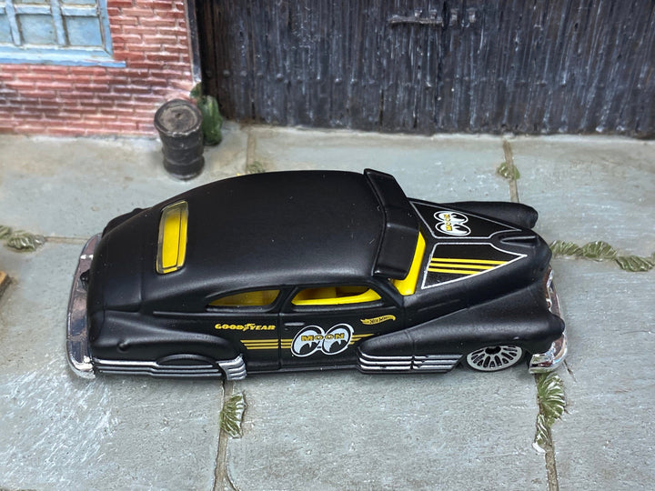 Loose Hot Wheels - 1947 Chevy Fleetline - Satin Black and Yellow Mooneyes Livery — view 2