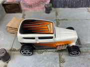 Loose Hot Wheels - Ford Model A Sedan Midnight Otto - Pearl White, Orange and Black — view 3