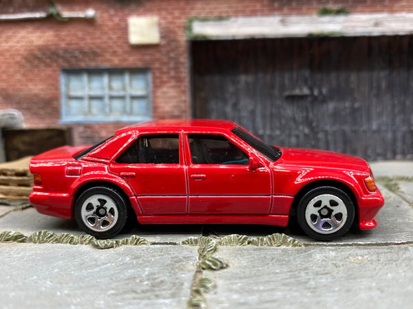 Loose Hot Wheels - Mercedes-Benz 500E - Red