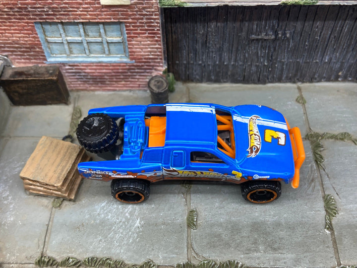 Loose Hot Wheels Toyota Tacoma Baja - Satin Blue — view 2