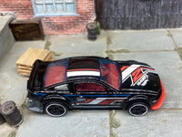 Loose Hot Wheels - 2005 Ford Mustang Race Car - Black, White and Red — view 2