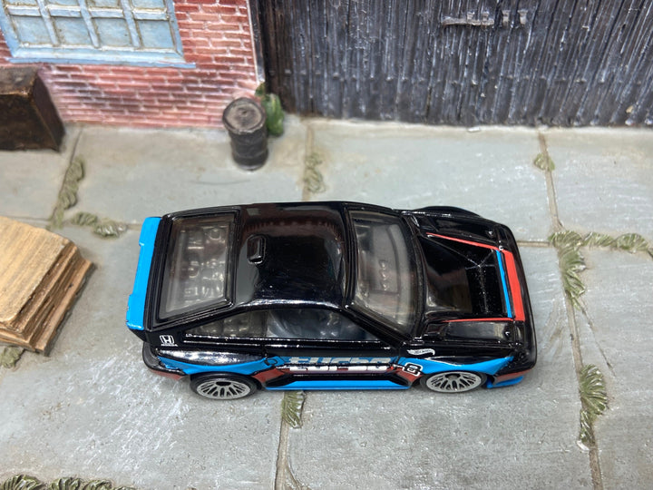 Loose Hot Wheels: 1985 Honda CRX - Black Race Livery — view 2