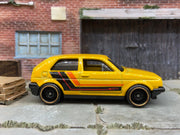 Loose Hot Wheels: VW Volkswagen Golf MK2 Dressed in Yellow