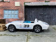 Loose Hot Wheels - Chevy Corvette Grand Sport Roadster - White and Blue 39 — view 3
