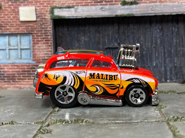 Loose Hot Wheels - Surf'n Turf Surf Wagon - Red