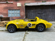 Loose Hot Wheels - Chevy Corvette Grand Sport Roadster - Yellow and Black — view 3