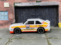 Loose Hot Wheels - 1984 Audi Sport Quattro - White and Yellow #84 — view 3