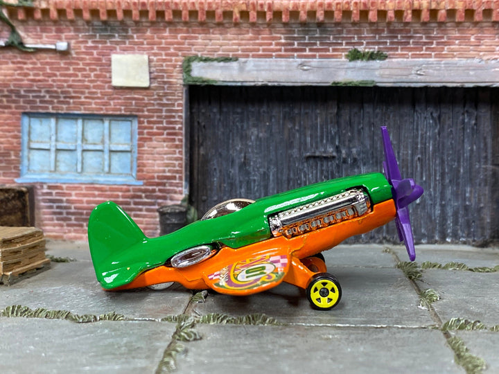 Loose Hot Wheels - Mad Propz Airplane - Green, Range and Purple — view 2
