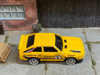 Loose Hot Wheels - 1984 Audi Sport Quattro - Yellow #1 Race Livery — view 2