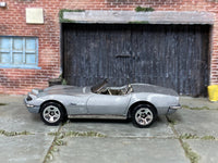 Loose Hot Wheels - 1972 Chevy Corvette Stingray - Silver — view 3