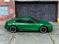 Loose Hot Wheels - Porsche Taycan Turbo S - Green