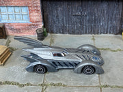 Loose Hot Wheels - Batman Batmobile Batman Forever Car - Gray — view 2