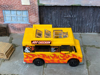 Loose Hot Wheels - Quick Bite Food Truck - Hot Chicken Yellow with Flames — view 2