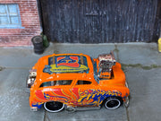 Loose Hot Wheels - Surf'n Turf Surf Wagon - Orange Art Car Wave — view 2