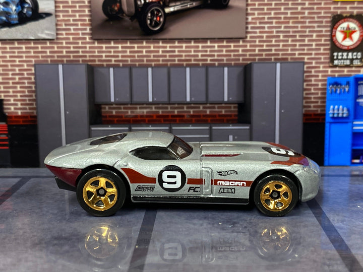 Loose Hot Wheels - Fast FeLion - Gray and Red 9