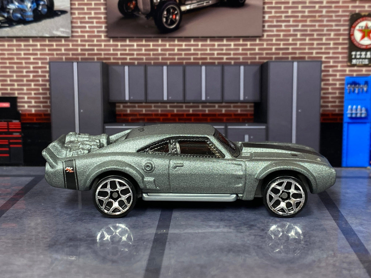 Loose Hot Wheels - ICE Charger - Gray and Black