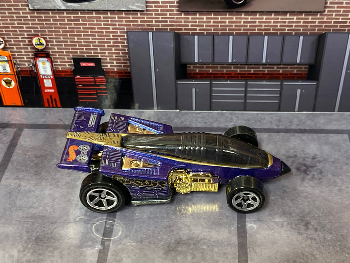 Loose Hot Wheels - Shadow Jet - Purple and Gold — view 2