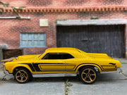 Loose Hot Wheels - 1967 Pontiac GTO - Yellow and Black