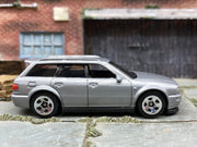 Loose Hot Wheels 1994 Audi Avant RS2 - Silver — view 3