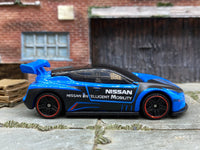Loose Hot Wheels - Nissan Leaf Nismo RC02 - Blue, Black and Silver — view 3