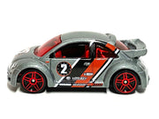 Loose Hot Wheels - Volkswagen VW New Beetle Cup - Silver, Black and Red — view 3