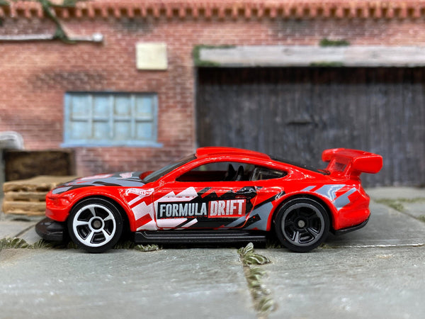 Loose Hot Wheels - Custom 2018 Ford Mustang - Red, Black and Silver Race Livery