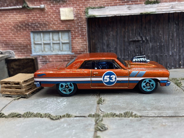 Loose Hot Wheels - 1964 Chevy Chevelle SS - Orange White and Blue #53