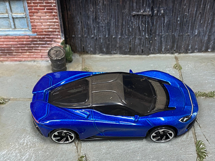 Loose Hot Wheels - Pininfarina Battista - Blue — view 2