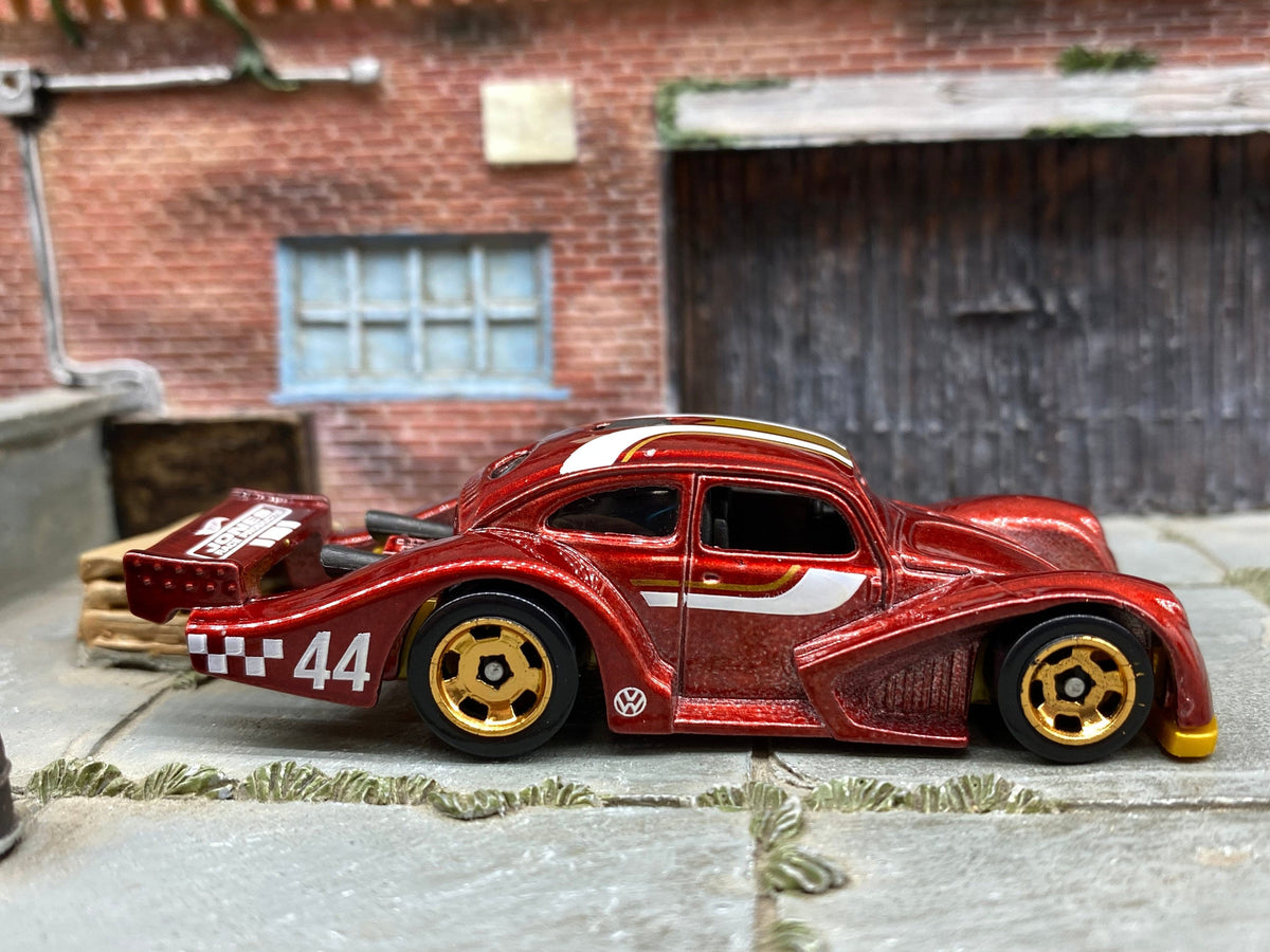 Loose Hot Wheels VW Kafer Racer – Dark Red, Gold & White #44