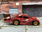 Loose Hot Wheels VW Kafer Racer – Dark Red, Gold & White #44