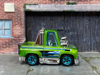Loose Hot Wheels - Toon'd 1983 Chevy Silverado - Green — view 3