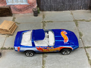 Loose Hot Wheels 1980 Chevy Corvette, Blue with Flames — view 2