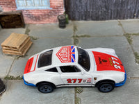 Loose Hot Wheels - 1971 Porsche 911 - White and Red Urban Outlaw Livery — view 2