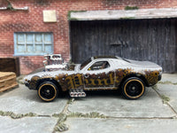 Loose Hot Wheels - Rodger Dodger - Gray, Black and Gold — view 3