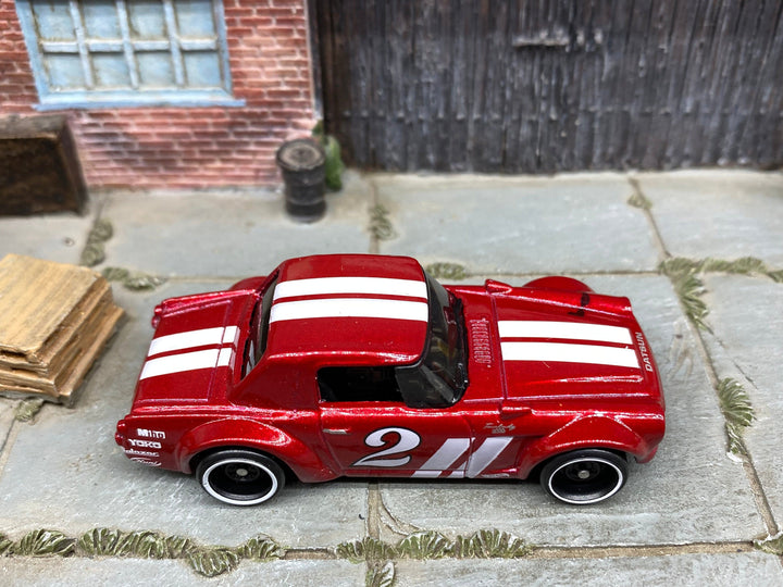 Loose Hot Wheels - Nissan Fairlady 2000 - Dark Red and White — view 2