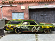 Loose Hot Wheels 1970 Chevy Chevelle SS Station Wagon, Daredevils Livery — view 3