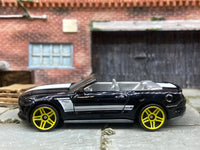 Loose Hot Wheels 2015 Ford Mustang GT Convertible Dressed in Black and White — view 3