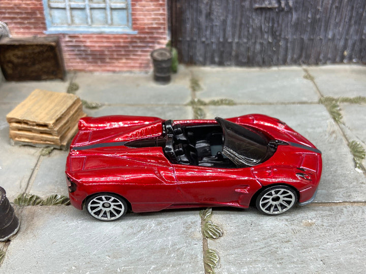 Loose Hot Wheels -2017 Pagani Huayra Roadster - Dark Red — view 2