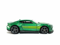 Loose Hot Wheels - 2018 Chevy Camaro SS - Green — view 3