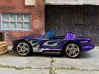 Loose Hot Wheels - Dodge Viper R/T 10 - Purple with Flames — view 3