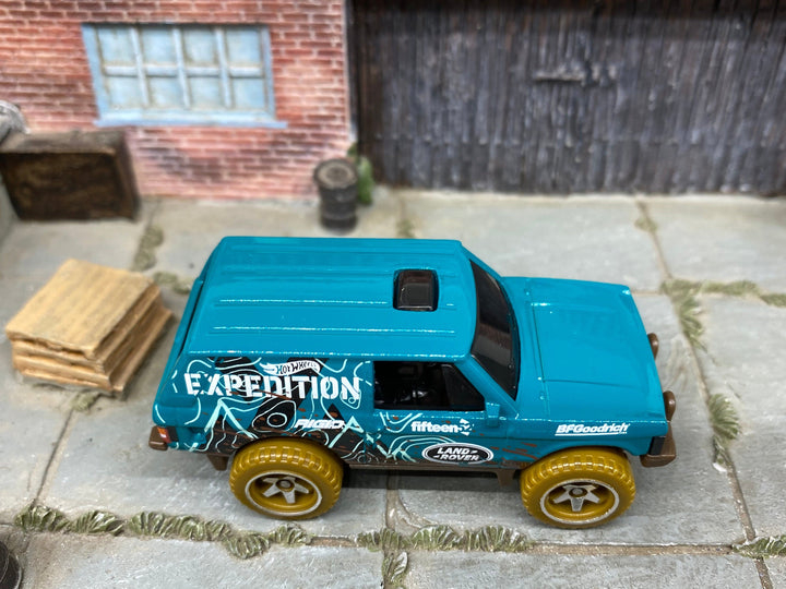 Loose Hot Wheels - Range Rover Classic - Teal Hot Wheels Expedition — view 2