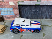 Loose Hot Wheels - Cockney Cab II - British White, Blue and Red — view 2