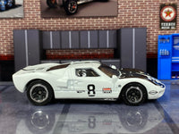 Loose Hot Wheels - Ford GT40 - White and Black 8