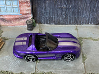 Loose Hot Wheels - Dodge Viper R/T 10 - Purple and Silver — view 2