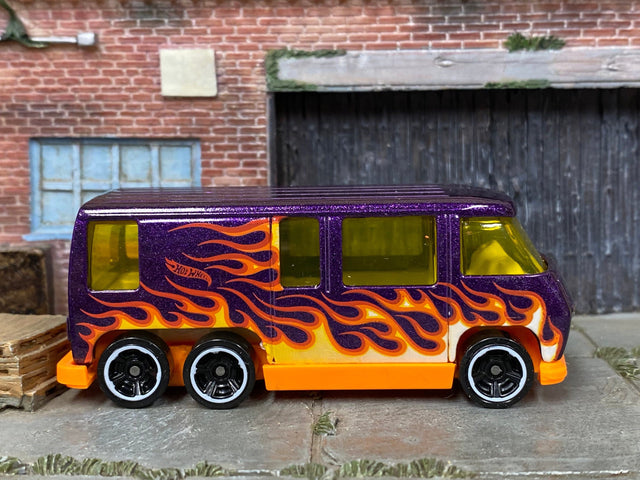 Loose Hot Wheels - GMC Motor Home - Purple and Orange with Flames