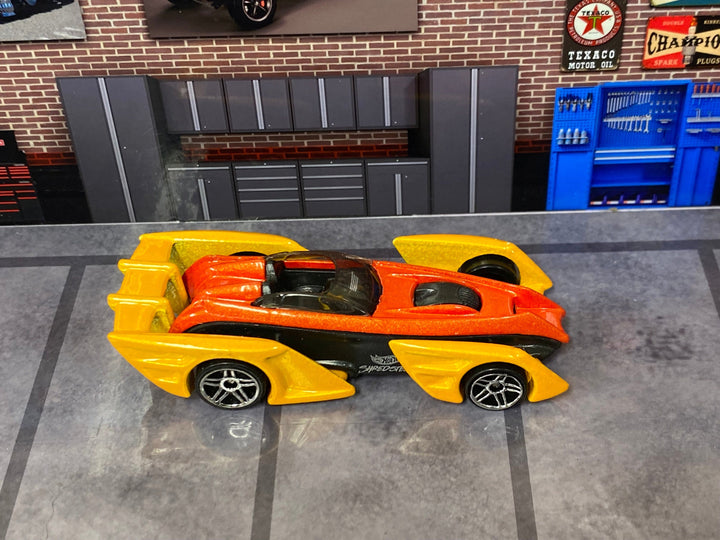 Loose Hot Wheels - Shredster - Yellow and Red — view 2