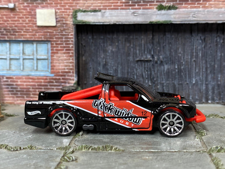 Loose Hot Wheels - Limited Grip Race Truck - Red and Black
