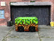 Loose Hot Wheels - Minecraft Minecart - Green — view 3